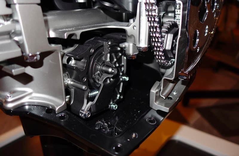 Illustration for article titled Here's a Close-Up Look at the 2019 Chevy Silverado's Four Cylinder Engine